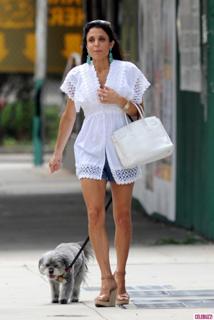 Bethenny Frankel feet photo thumbnail