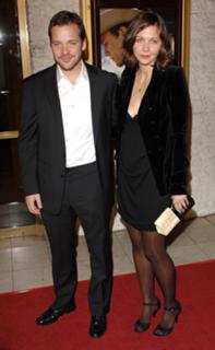 Maggie Gyllenhaal feet photo thumbnail