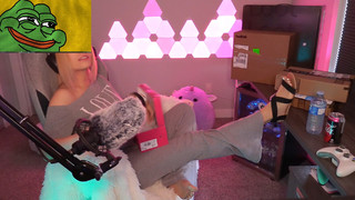 Natalia Mogollon feet photo thumbnail