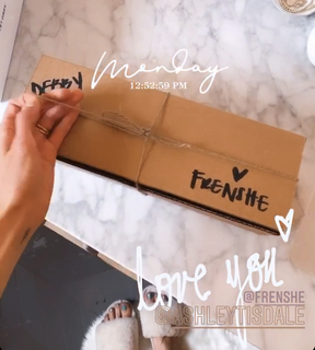 Debby Ryan feet photo thumbnail