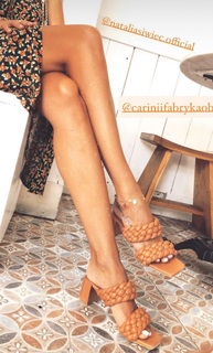 Natalia Siwiec feet photo thumbnail
