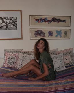 Belén Rodríguez feet photo thumbnail