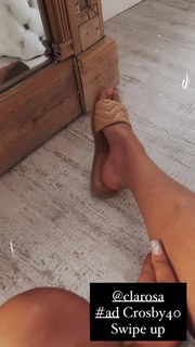 Charlotte Crosby feet photo thumbnail
