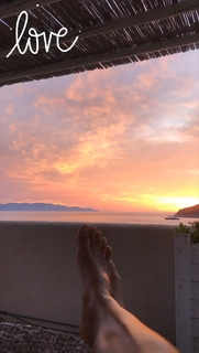 Caterina Balivo feet photo thumbnail