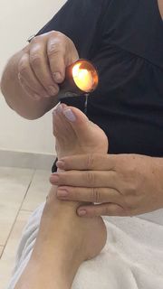Cláudia Citroni feet photo thumbnail