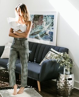 Jamie Chung feet photo thumbnail