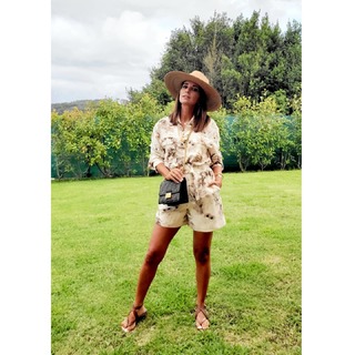 Paula Echevarría feet photo thumbnail