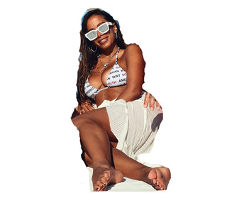 Anitta feet photo thumbnail