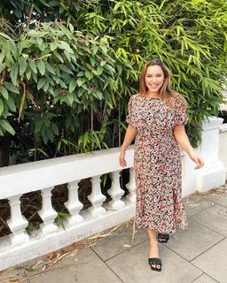 Kelly Brook feet photo thumbnail