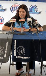 Danica Patrick feet photo thumbnail