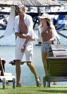 Abbey Clancy feet photo thumbnail