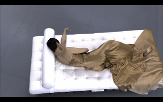 Morena Baccarin feet photo thumbnail