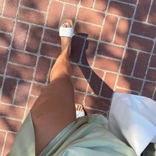 Julieanna Marie Goddard feet photo thumbnail