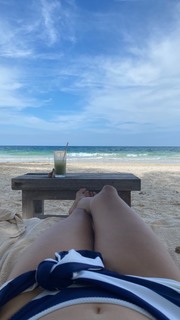 Nina Dobrev feet photo thumbnail