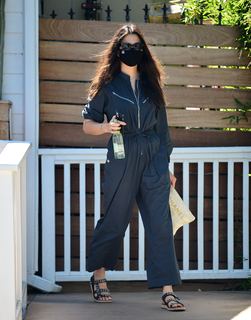 Jessica Gomes feet photo thumbnail