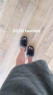 Jenna Ezarik feet photo thumbnail