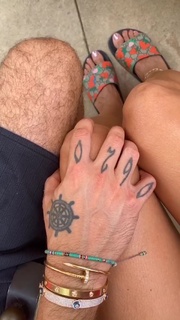 Heidi Klum feet photo thumbnail