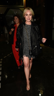 Jorgie Porter feet photo thumbnail