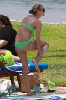Heidi Klum feet photo thumbnail