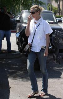 Heidi Klum feet photo thumbnail