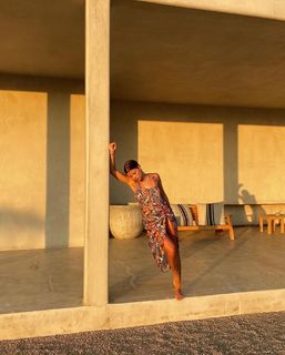 Sofia Richie feet photo thumbnail