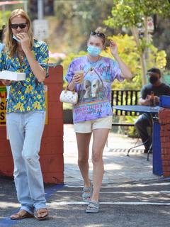Elsa Hosk feet photo thumbnail