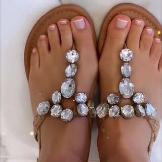 Thalía feet photo thumbnail