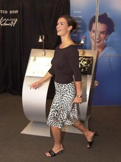 Katarina Witt feet photo 1
