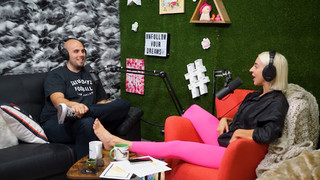 Gabbie Hanna feet photo thumbnail