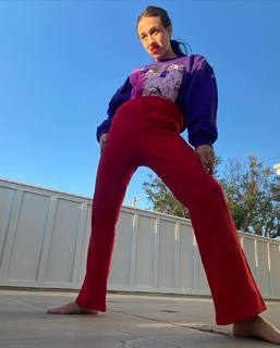 Colleen Ballinger feet photo thumbnail