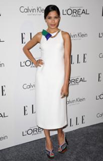 Freida Pinto feet photo thumbnail