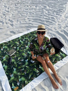 Anna Mucha feet photo thumbnail