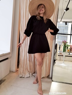 Karolina Pisarek feet photo thumbnail