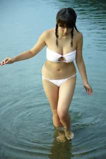 Ai Shinozaki feet photo thumbnail