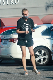 Diane Kruger feet photo thumbnail
