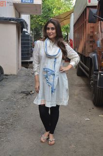 Kareena Kapoor feet photo thumbnail