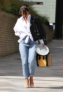 Frankie Bridge feet photo thumbnail