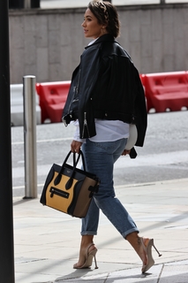 Frankie Bridge feet photo thumbnail