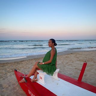 Giorgia Palmas feet photo thumbnail