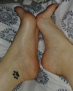 Sloan feet photo thumbnail