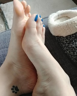 Sloan feet photo thumbnail