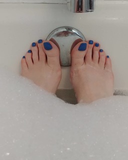 Sloan feet photo thumbnail