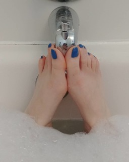 Sloan feet photo thumbnail
