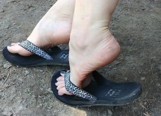 Sloan feet photo thumbnail