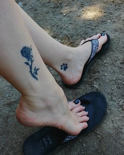 Sloan feet photo thumbnail