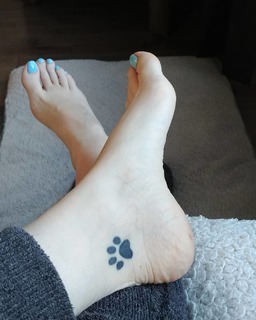 Sloan feet photo thumbnail