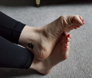 Sloan feet photo thumbnail