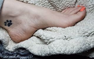 Sloan feet photo thumbnail