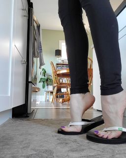 Sloan feet photo thumbnail
