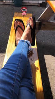 Jenelle Jcakess feet photo thumbnail